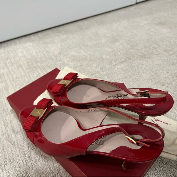 SOLD! Salvatore Ferragamo Red Flavia Slingback Heels - Size 10 - Picture 13 of 15